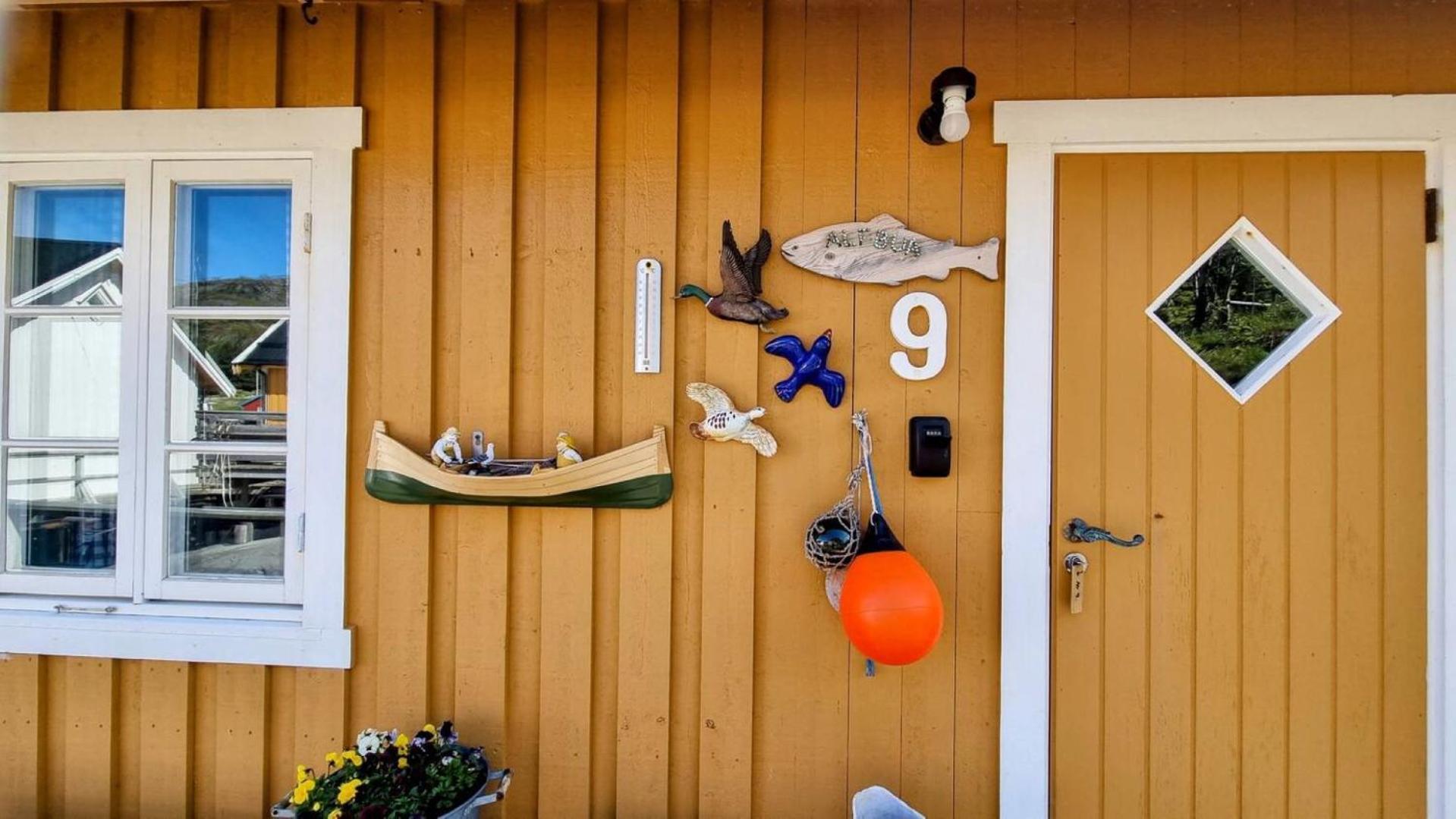 Sørvågen Koselig Rorbu Pa Tindヴィラ エクステリア 写真